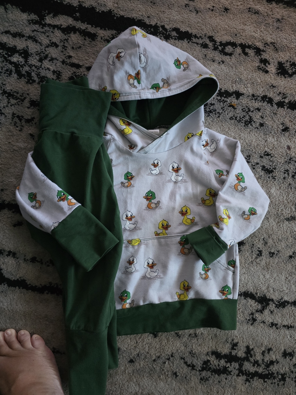 Kids Duck Print Hooded Sweatshirt - Green & White 1-3ans Kit Evolutif Etat Neuf